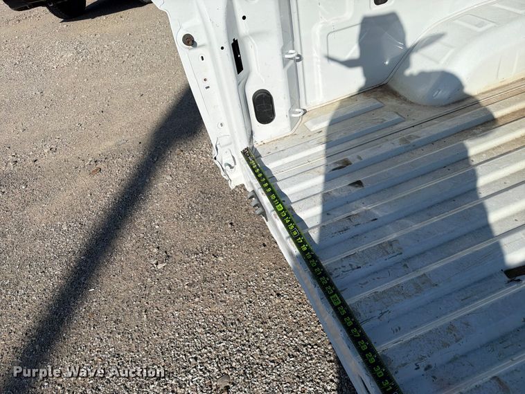 image for item EX4021 Pickup truck bed