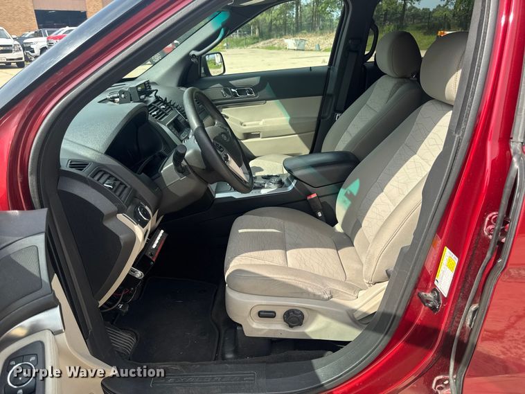 image for item FB5750 2013 Ford Explorer SUV