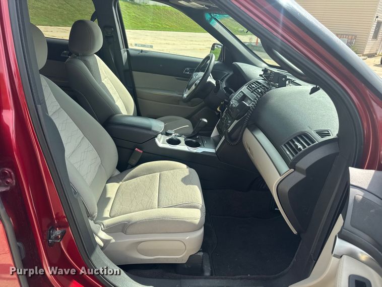 image for item FB5750 2013 Ford Explorer SUV