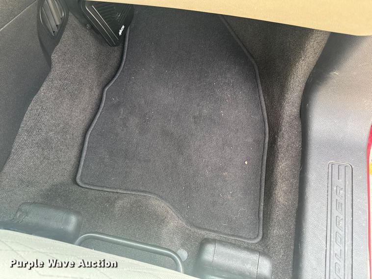 image for item FB5750 2013 Ford Explorer SUV