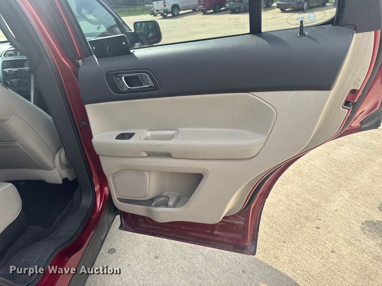 image for item FB5750 2013 Ford Explorer SUV