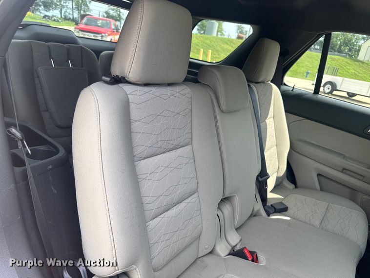 image for item FB5750 2013 Ford Explorer SUV
