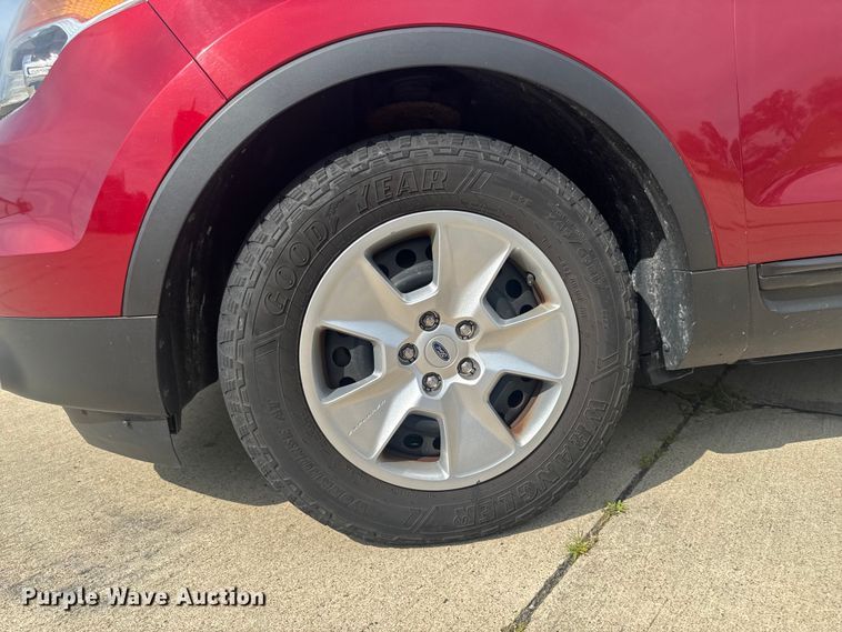 image for item FB5750 2013 Ford Explorer SUV
