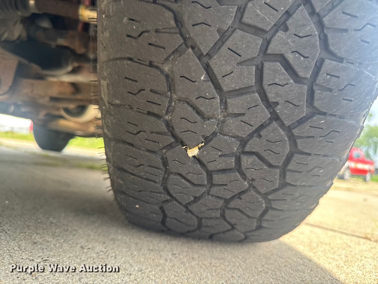 image for item FB5750 2013 Ford Explorer SUV