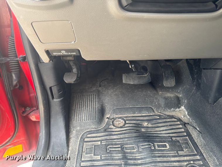 image for item FB5751 2018 Ford F250 Super Duty Crew Cab pickup truck