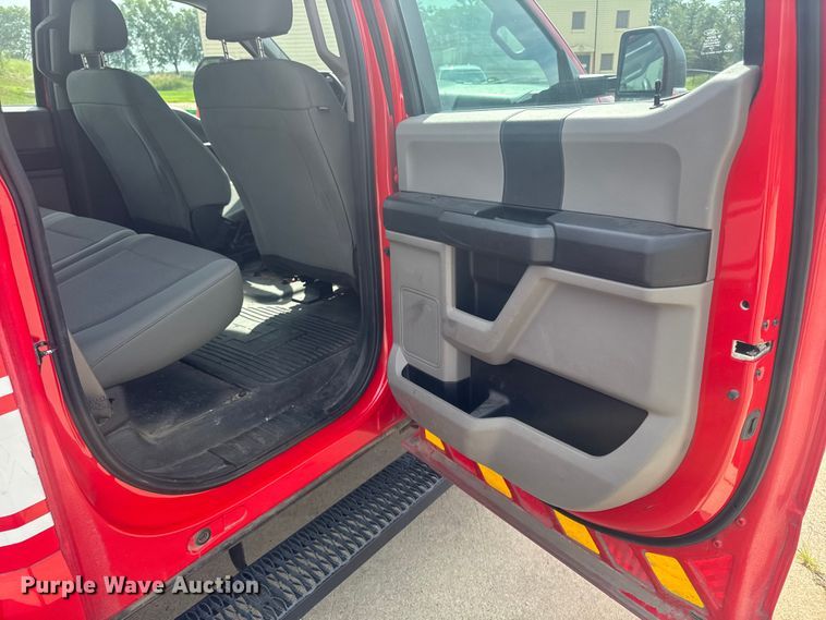 image for item FB5751 2018 Ford F250 Super Duty Crew Cab pickup truck