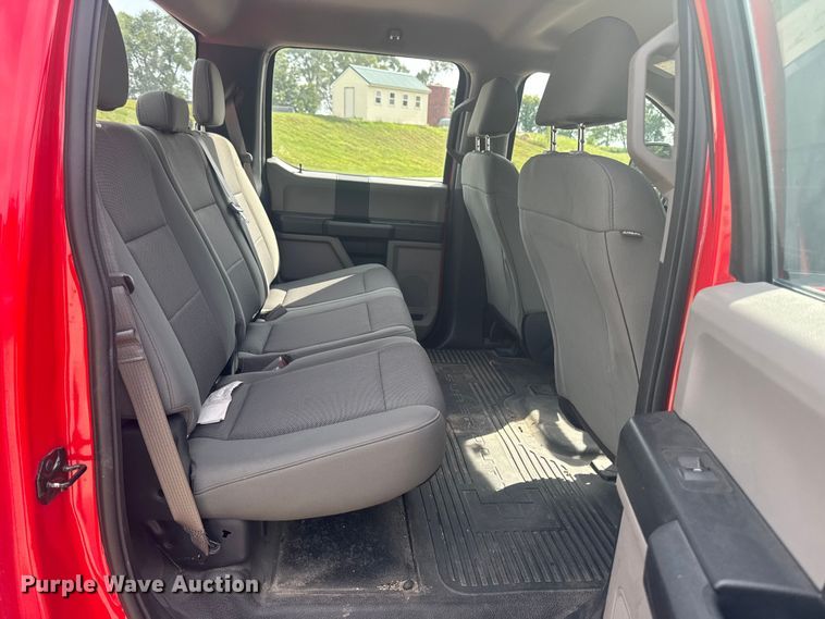 image for item FB5751 2018 Ford F250 Super Duty Crew Cab pickup truck