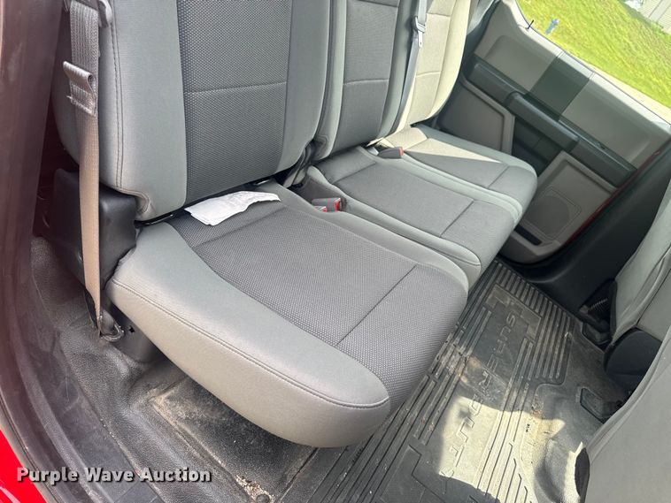 image for item FB5751 2018 Ford F250 Super Duty Crew Cab pickup truck