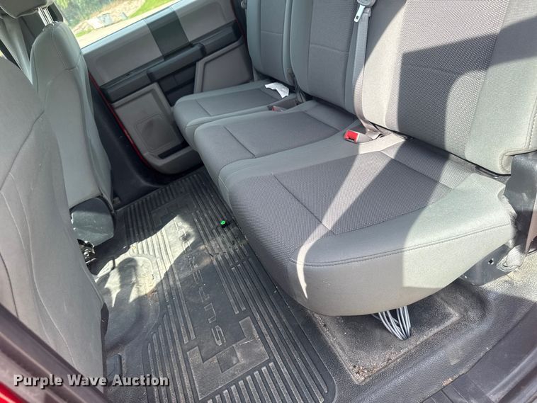 image for item FB5751 2018 Ford F250 Super Duty Crew Cab pickup truck