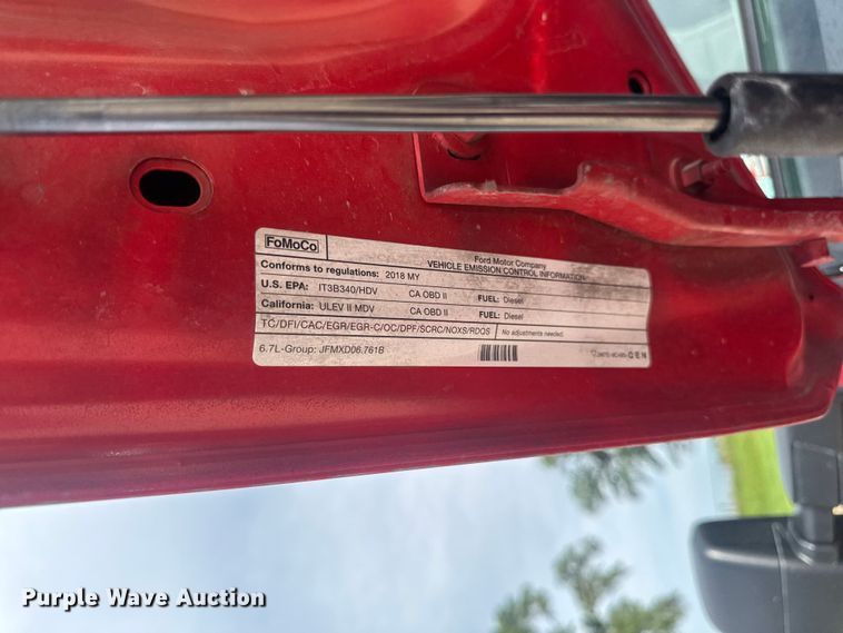 image for item FB5751 2018 Ford F250 Super Duty Crew Cab pickup truck