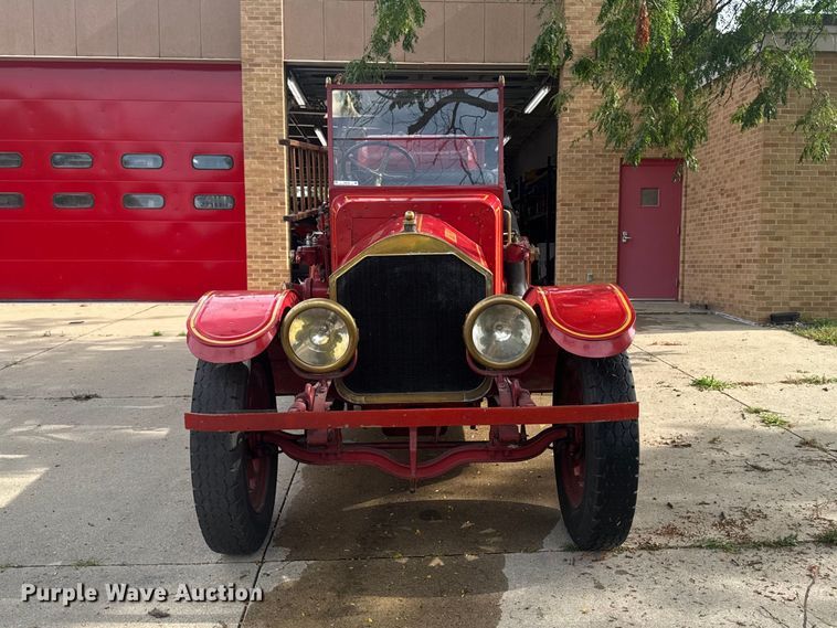 image for item FB5752 1920 American LaFrance Type 45 fire truck