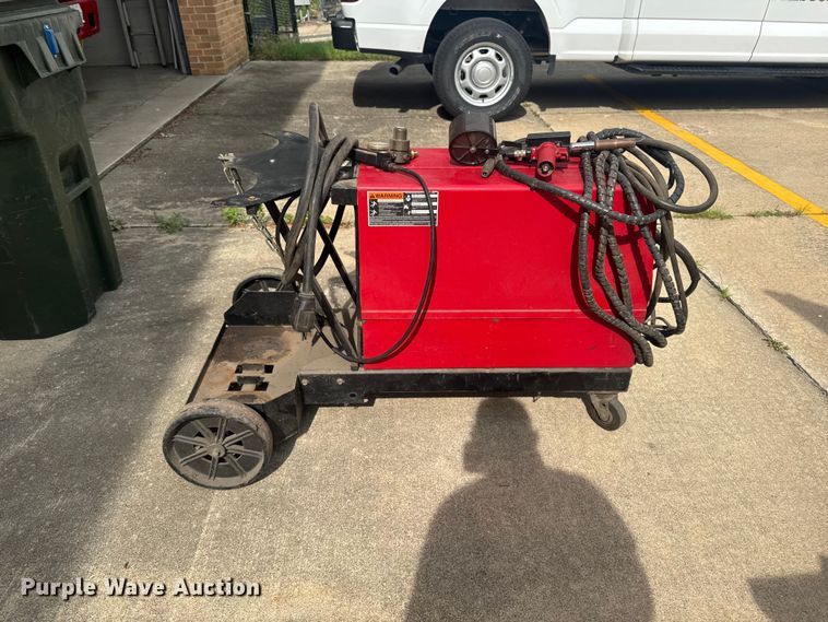 image for item FB5753 Lincoln Electric Wire-Matic 225 welder