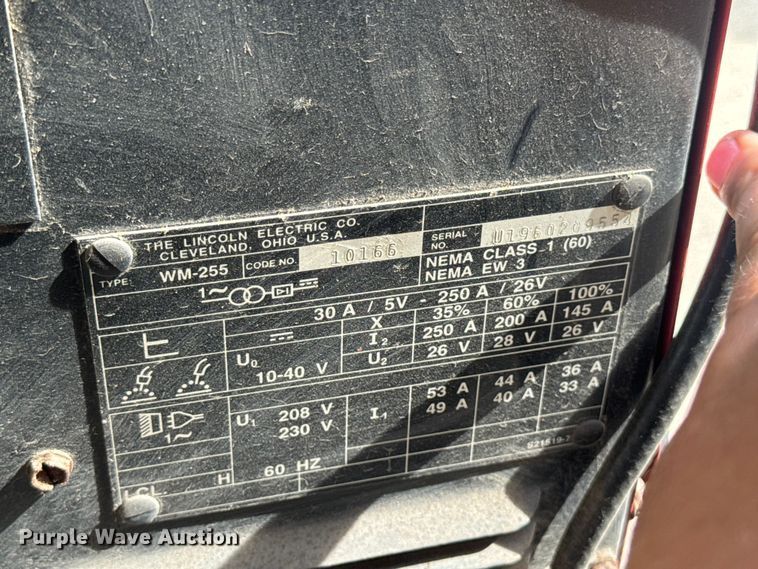 image for item FB5753 Lincoln Electric Wire-Matic 225 welder