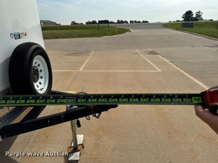 image for item FB5762 2009 H&H TC 16 2 enclosed cargo trailer