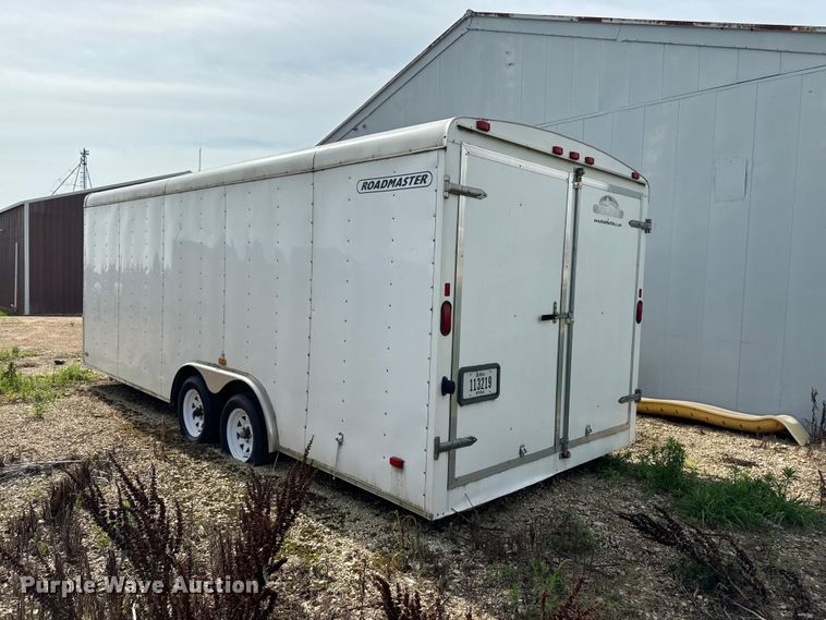 image for item FB5763 2007 Roadmaster RME820TA35 enclosed cargo trailer