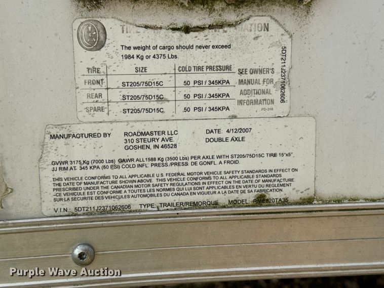 image for item FB5763 2007 Roadmaster RME820TA35 enclosed cargo trailer