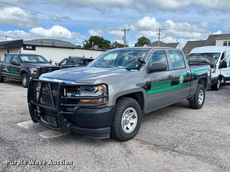 image for item FC1705 2017 Chevrolet Silverado 1500 Crew Cab pickup truck