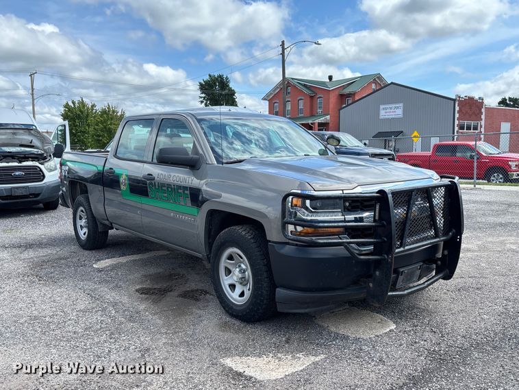 image for item FC1705 2017 Chevrolet Silverado 1500 Crew Cab pickup truck