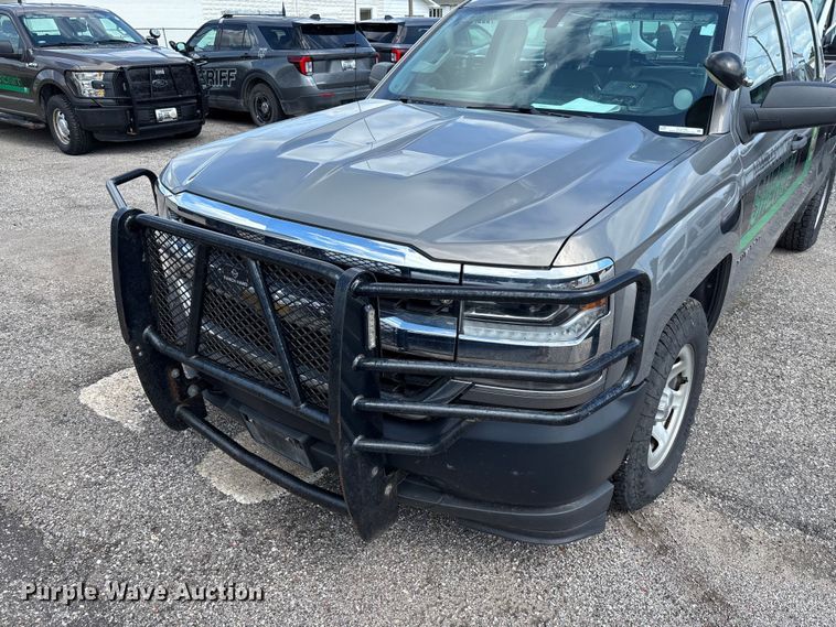 image for item FC1705 2017 Chevrolet Silverado 1500 Crew Cab pickup truck