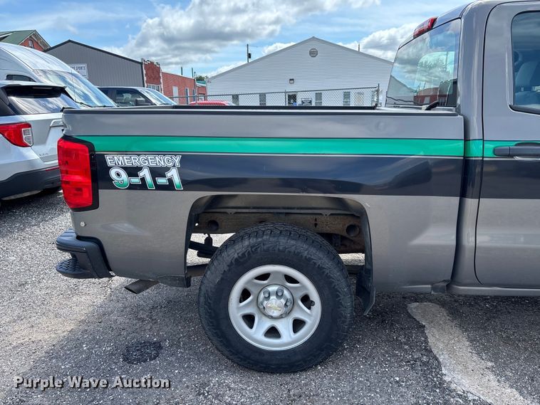 image for item FC1705 2017 Chevrolet Silverado 1500 Crew Cab pickup truck