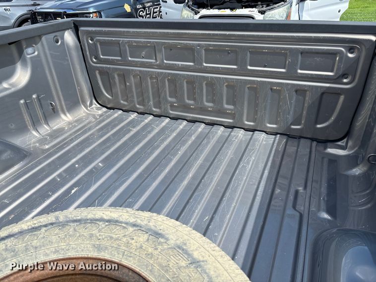image for item FC1705 2017 Chevrolet Silverado 1500 Crew Cab pickup truck