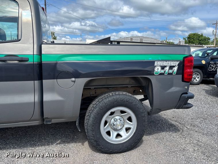 image for item FC1705 2017 Chevrolet Silverado 1500 Crew Cab pickup truck
