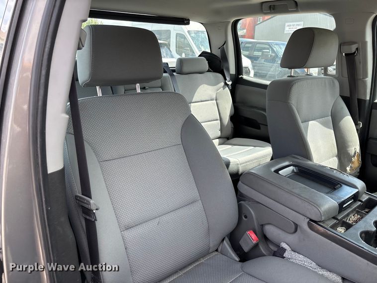 image for item FC1705 2017 Chevrolet Silverado 1500 Crew Cab pickup truck