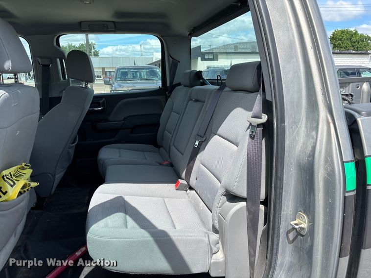 image for item FC1705 2017 Chevrolet Silverado 1500 Crew Cab pickup truck
