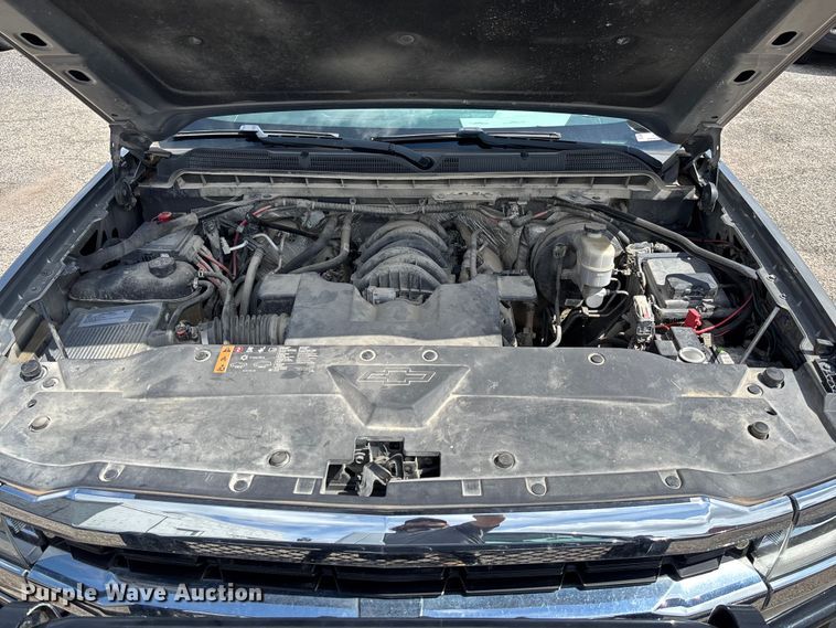 image for item FC1705 2017 Chevrolet Silverado 1500 Crew Cab pickup truck