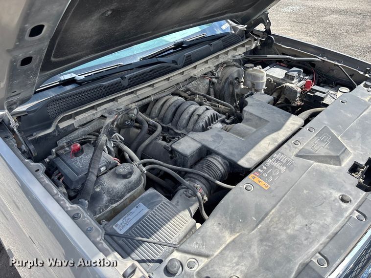 image for item FC1705 2017 Chevrolet Silverado 1500 Crew Cab pickup truck