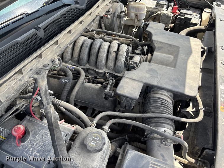 image for item FC1705 2017 Chevrolet Silverado 1500 Crew Cab pickup truck