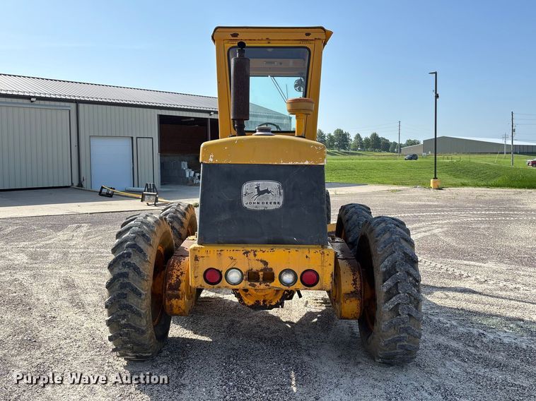 image for item FC1768 1968 John Deere 570 motor grader