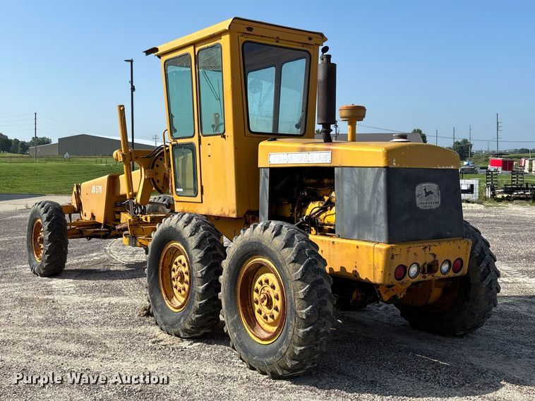 image for item FC1768 1968 John Deere 570 motor grader
