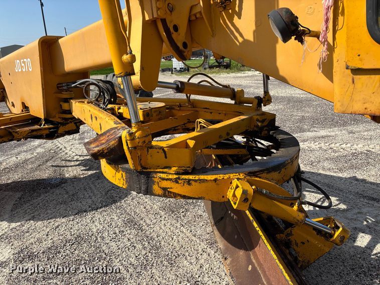image for item FC1768 1968 John Deere 570 motor grader