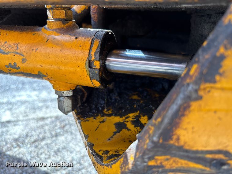 image for item FC1768 1968 John Deere 570 motor grader