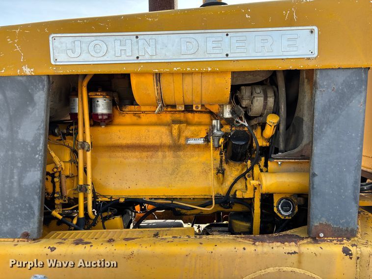 image for item FC1768 1968 John Deere 570 motor grader