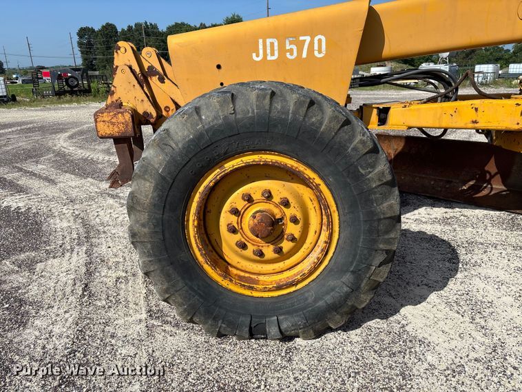 image for item FC1768 1968 John Deere 570 motor grader