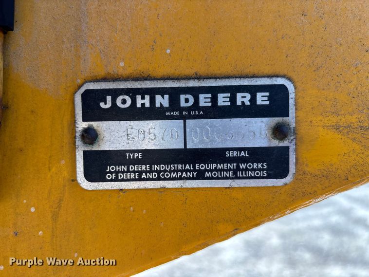 image for item FC1768 1968 John Deere 570 motor grader