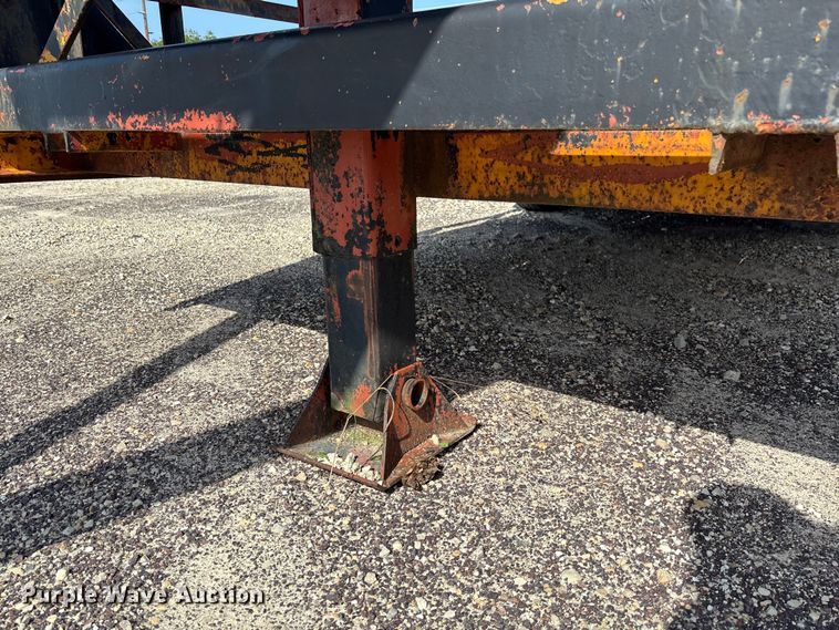 image for item FC1769 1980 Belshe T-2GN equipment trailer