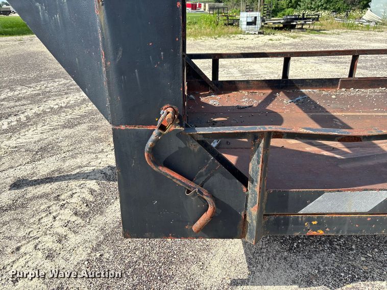 image for item FC1769 1980 Belshe T-2GN equipment trailer