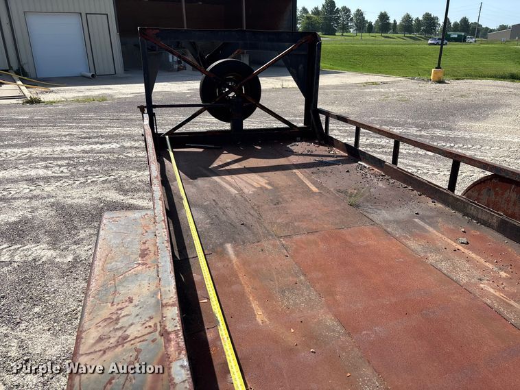 image for item FC1769 1980 Belshe T-2GN equipment trailer