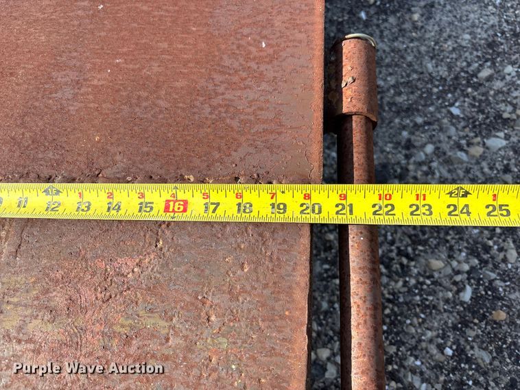 image for item FC1769 1980 Belshe T-2GN equipment trailer