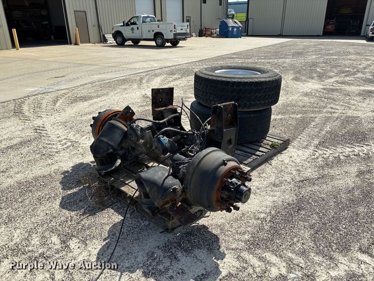 image for item FC1770 Tag axle