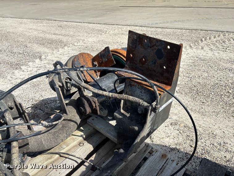 image for item FC1770 Tag axle