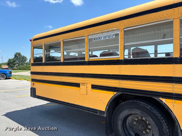 image for item FC1775 1996 Blue Bird TC2000 school bus