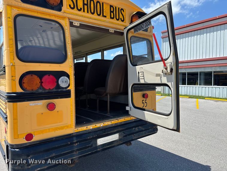 image for item FC1775 1996 Blue Bird TC2000 school bus