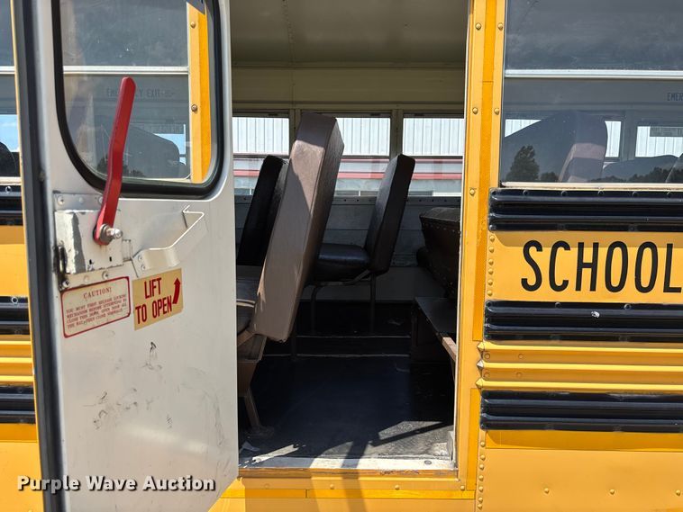 image for item FC1775 1996 Blue Bird TC2000 school bus