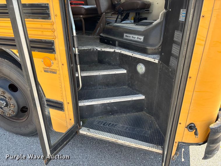 image for item FC1775 1996 Blue Bird TC2000 school bus