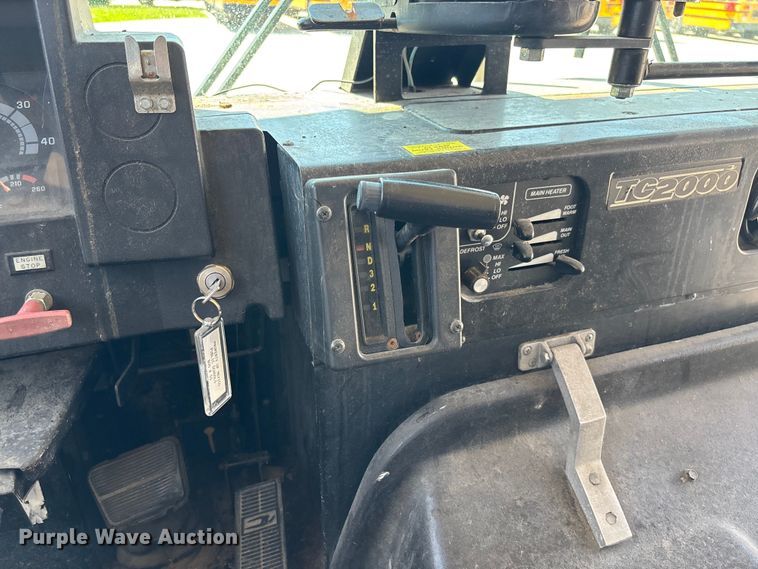 image for item FC1775 1996 Blue Bird TC2000 school bus