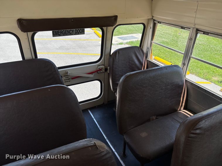image for item FC1775 1996 Blue Bird TC2000 school bus